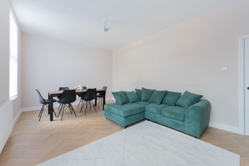 Property photo 1 of 19 Image