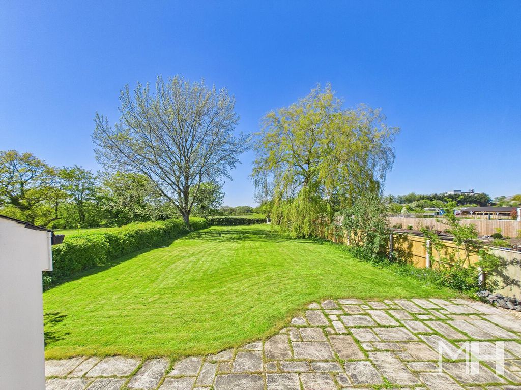 Property photo 2 of 35 Rear Garden