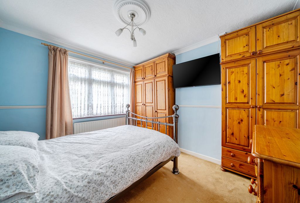 Property photo 3 of 10 1374628-5-6908B32...