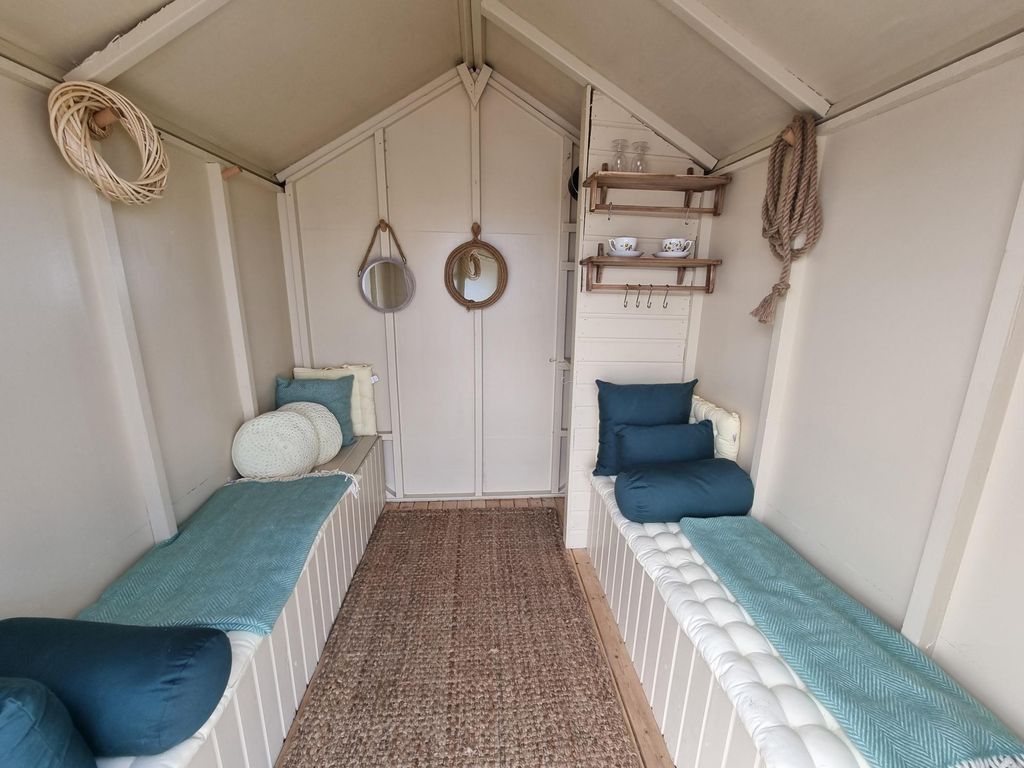 Property photo 3 of 6 Interior Of Hut