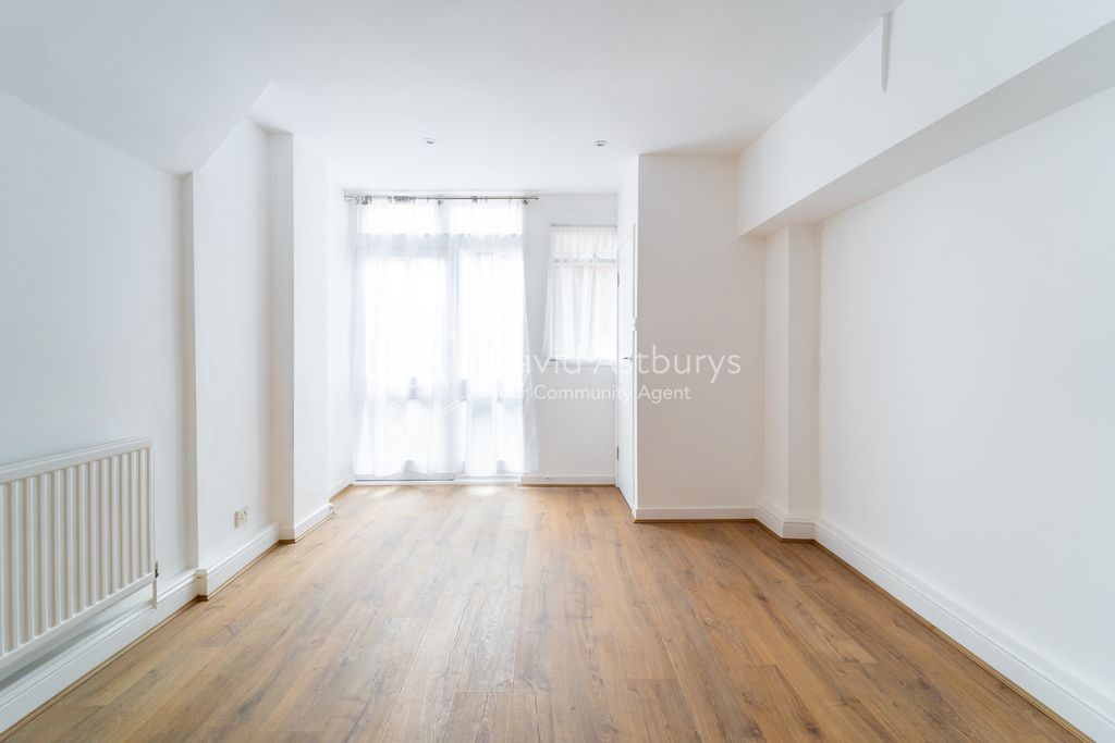 Property photo 1 of 10 Ndb05471