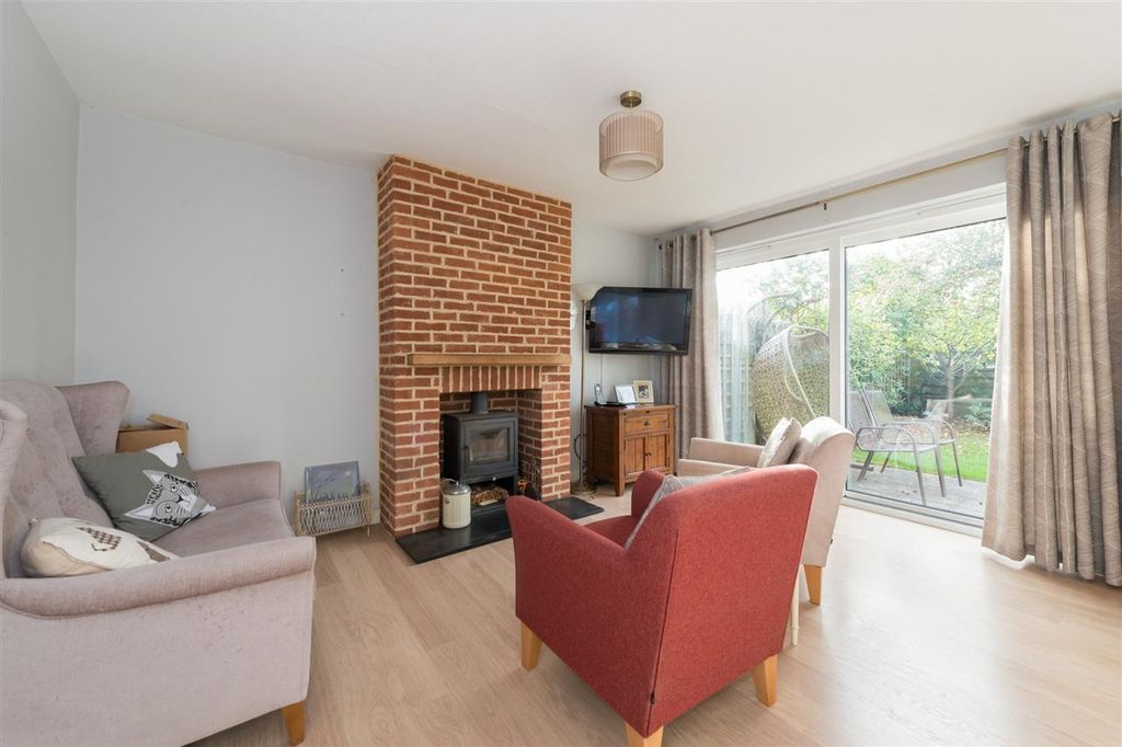 Property photo 2 of 14