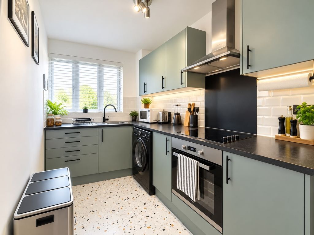 Property photo 2 of 5 Kitchen New