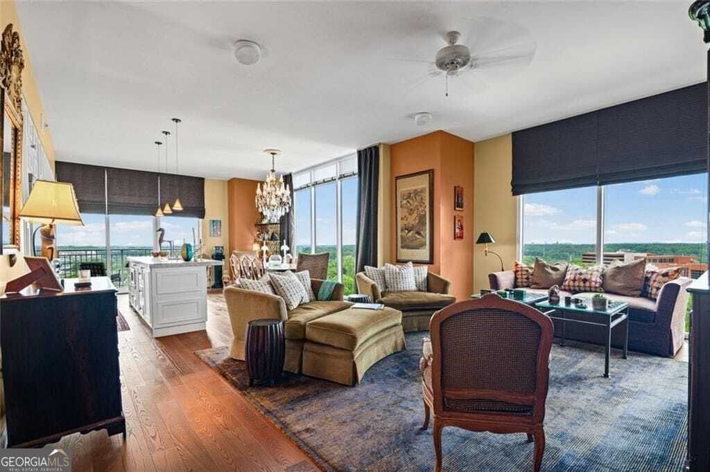 Property photo 3 of 50 <Alttext/>