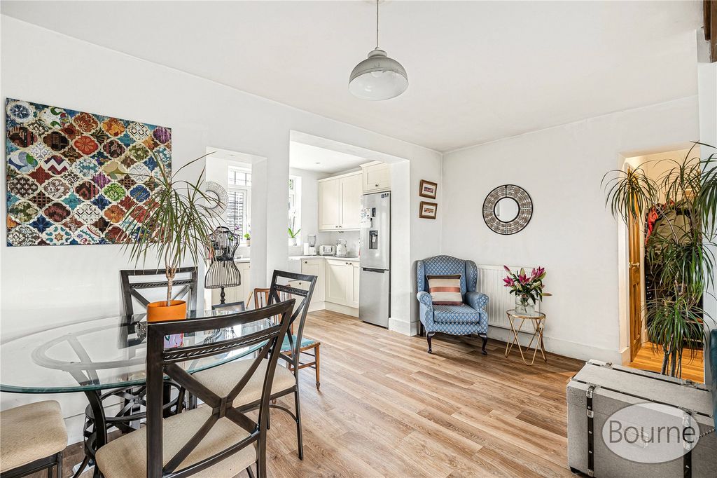 Property photo 3 of 18 Picture No. 26