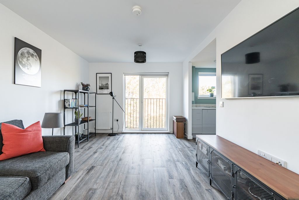 Property photo 3 of 18 Property Image 3