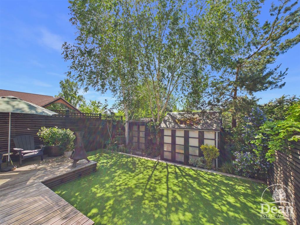 Property photo 2 of 26