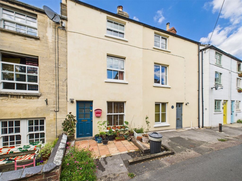 Property photo 1 of 28 Picture No. 52