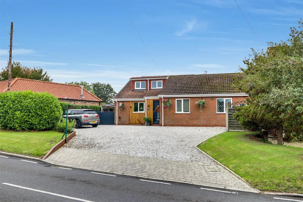 Property photo 1 of 42 Outside