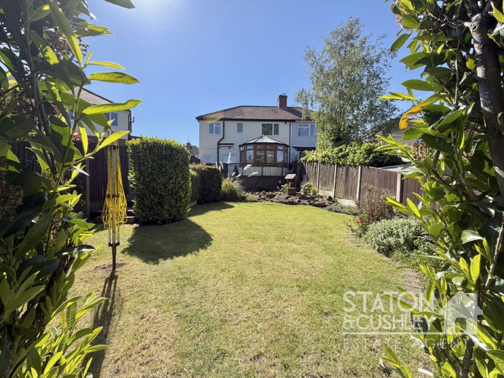 Property photo 2 of 32