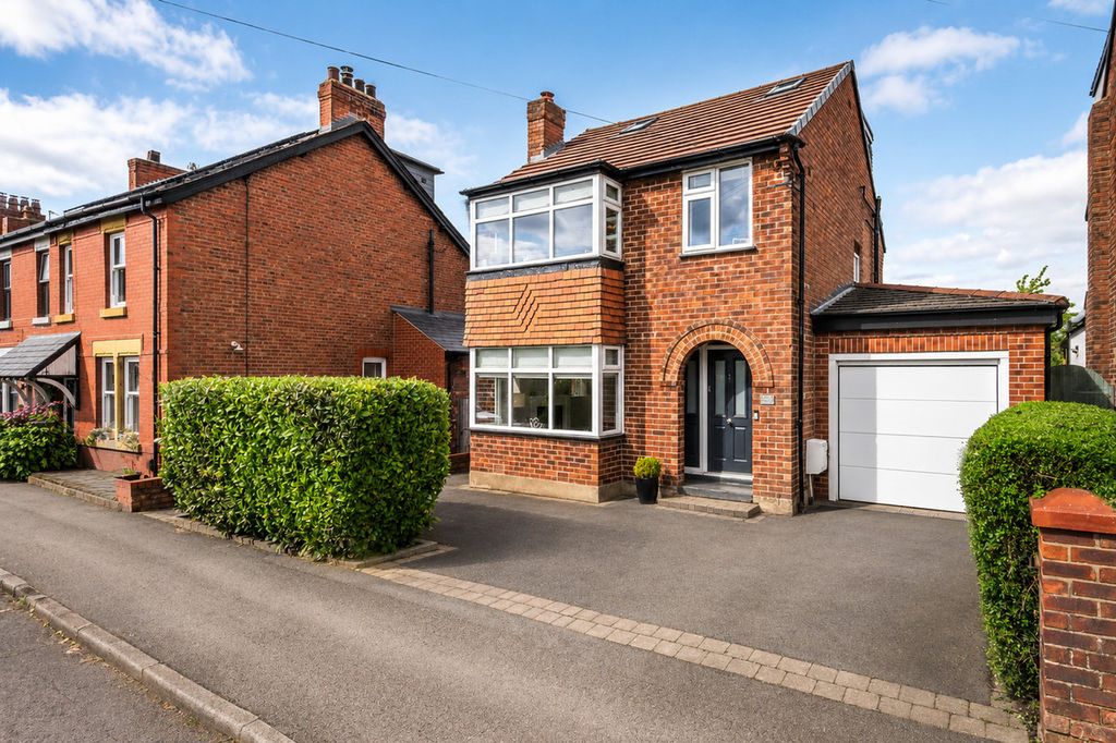 Property photo 1 of 39