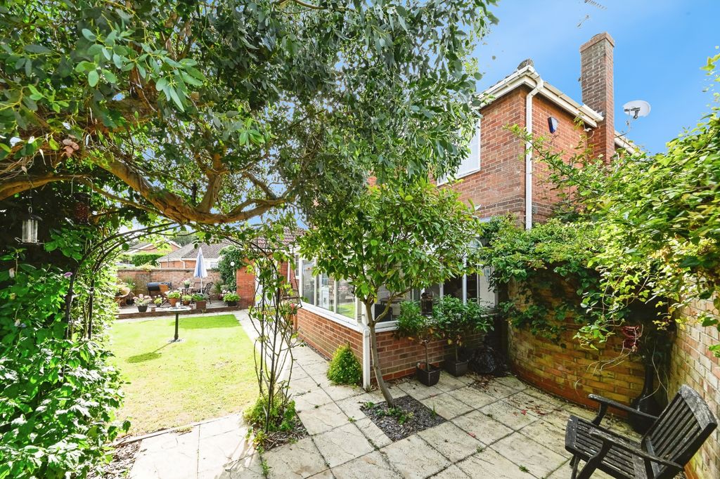 Property photo 2 of 20 30036