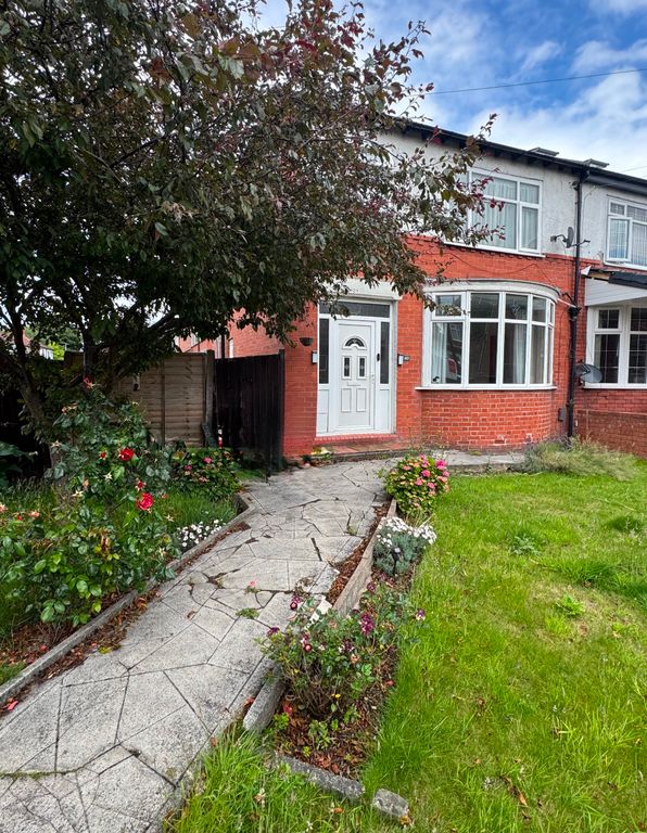 Property photo 2 of 12