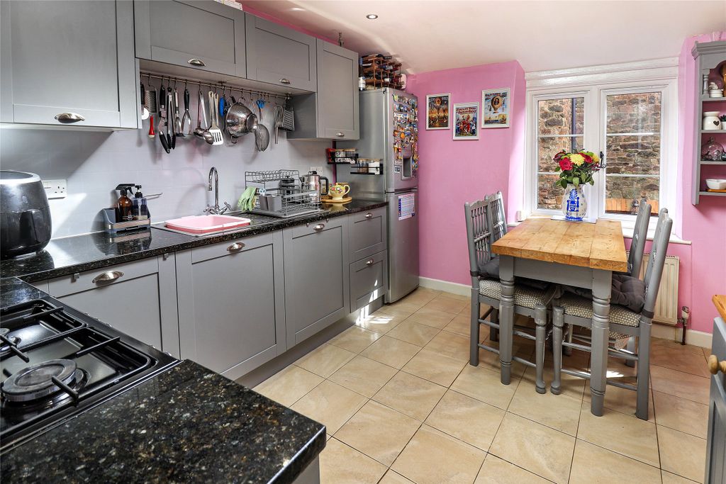 Property photo 1 of 17 Picture No. 07