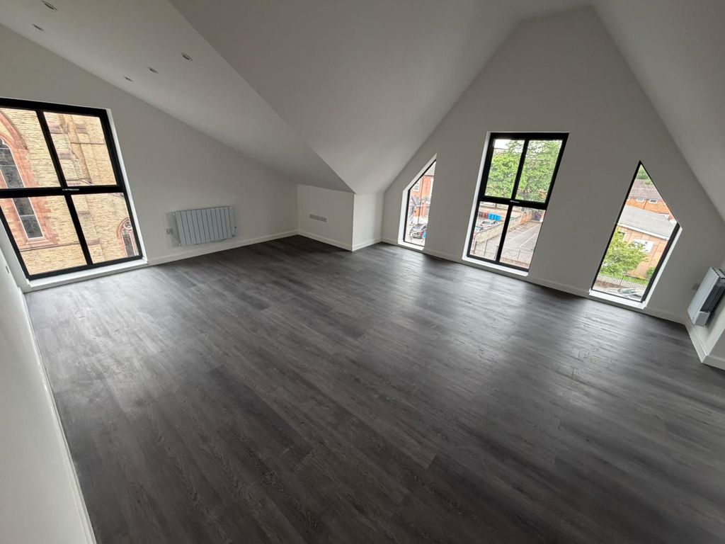 Property photo 1 of 4
