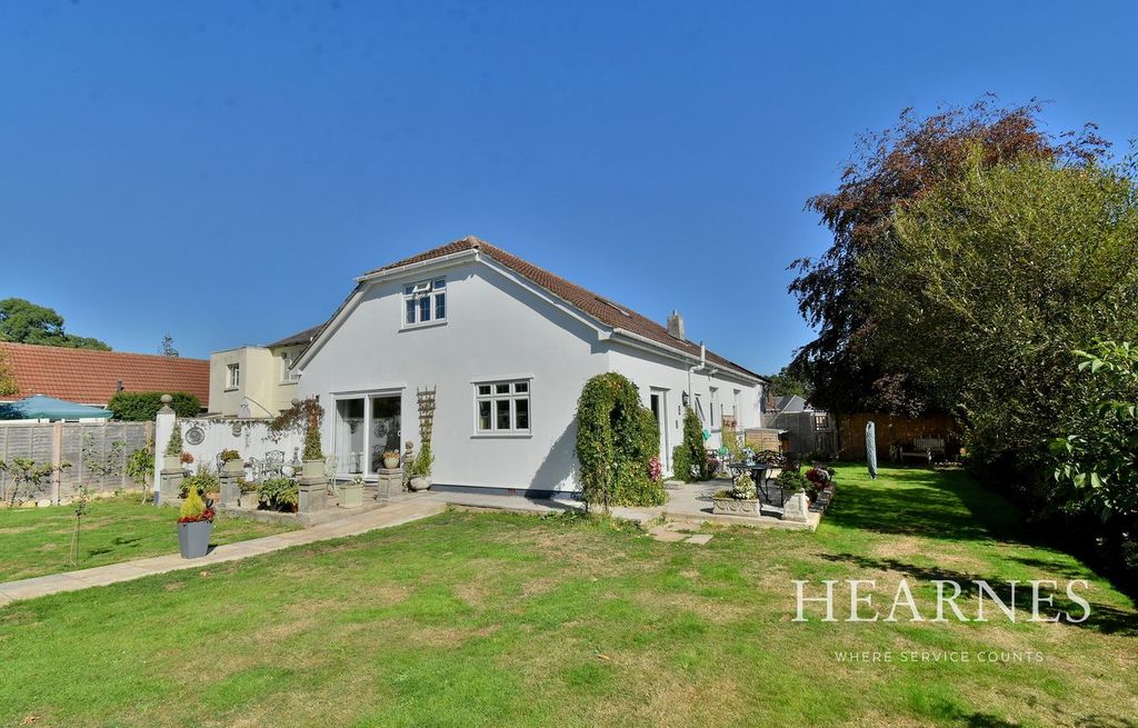 Property photo 1 of 26