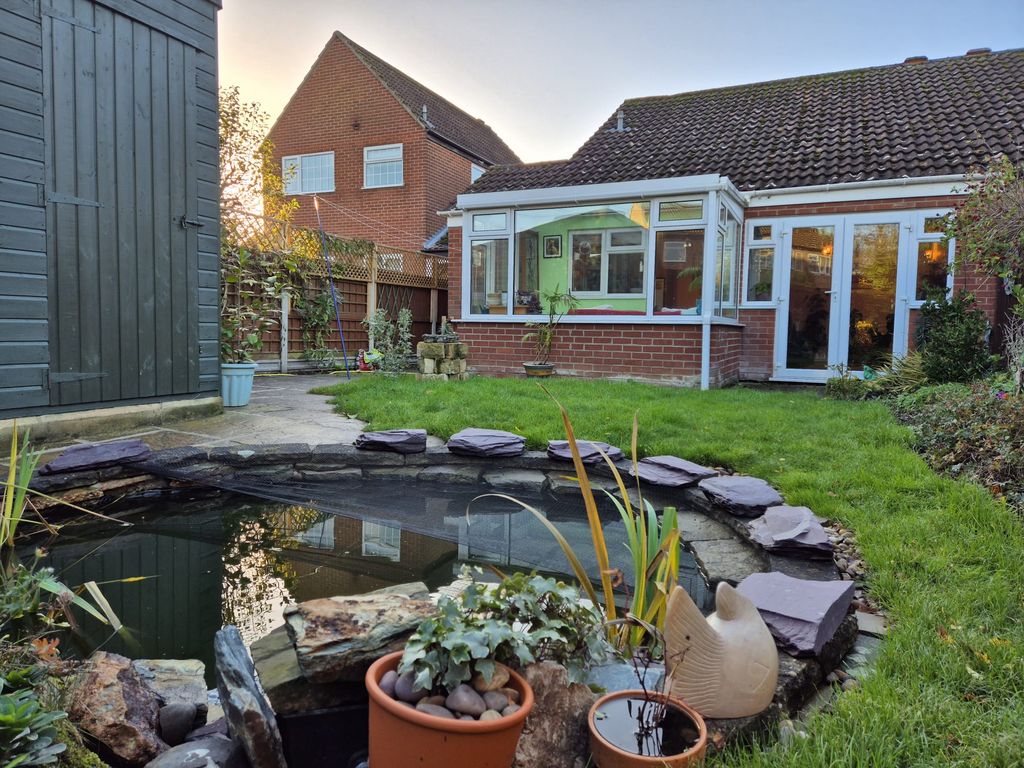 Property photo 3 of 20 Garden