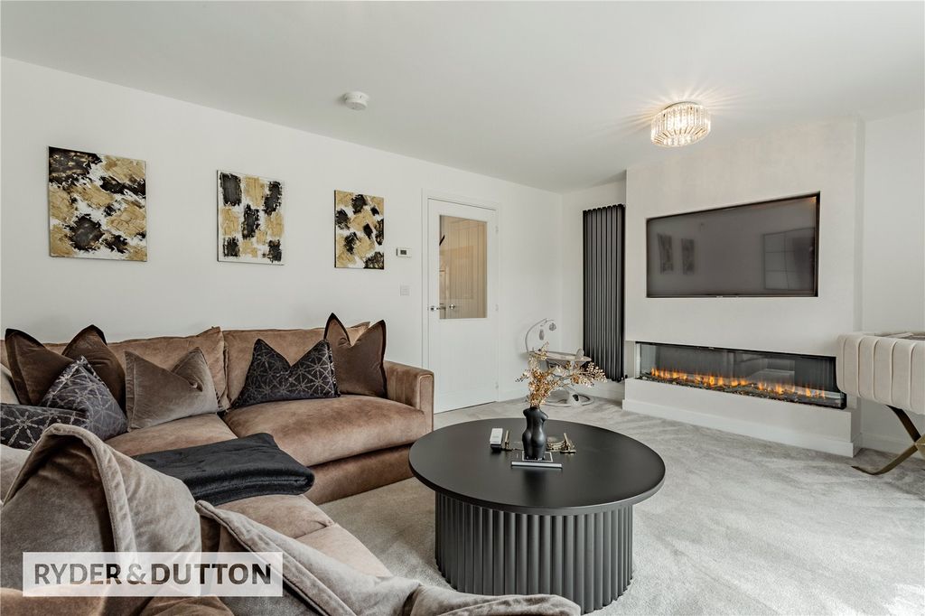 Property photo 3 of 24 Picture No. 04