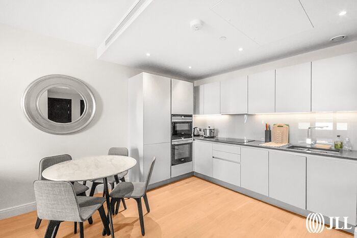 Property photo 3 of 12 Sophora House, 34...