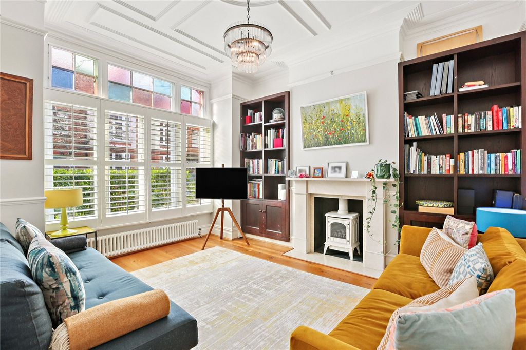 Property photo 2 of 13 Reception/Dining