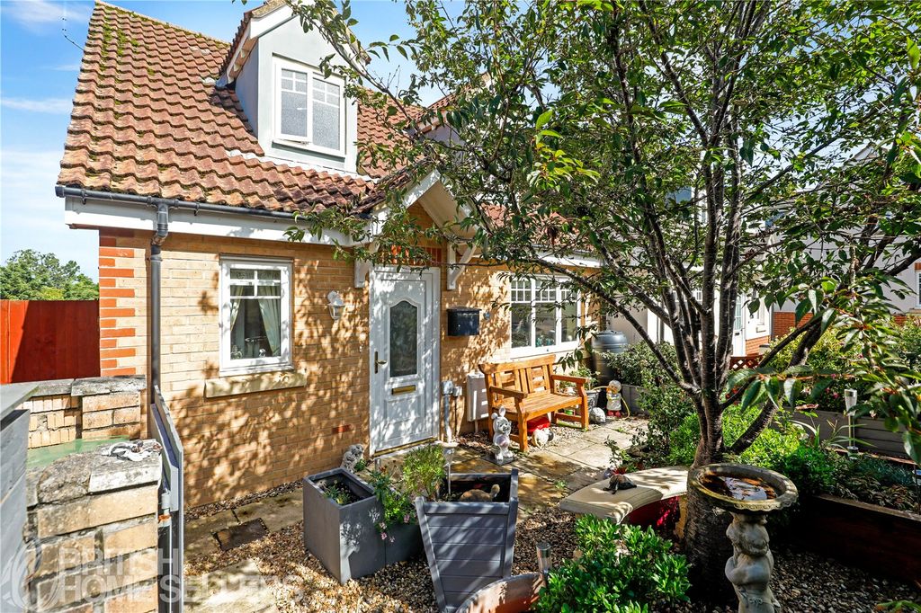 Property photo 1 of 14 Picture No. 09