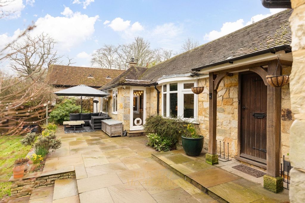 Property photo 2 of 19