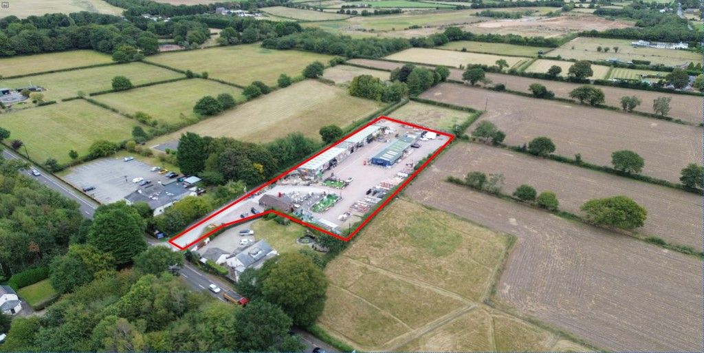 Property photo 1 of 9 Photo 9