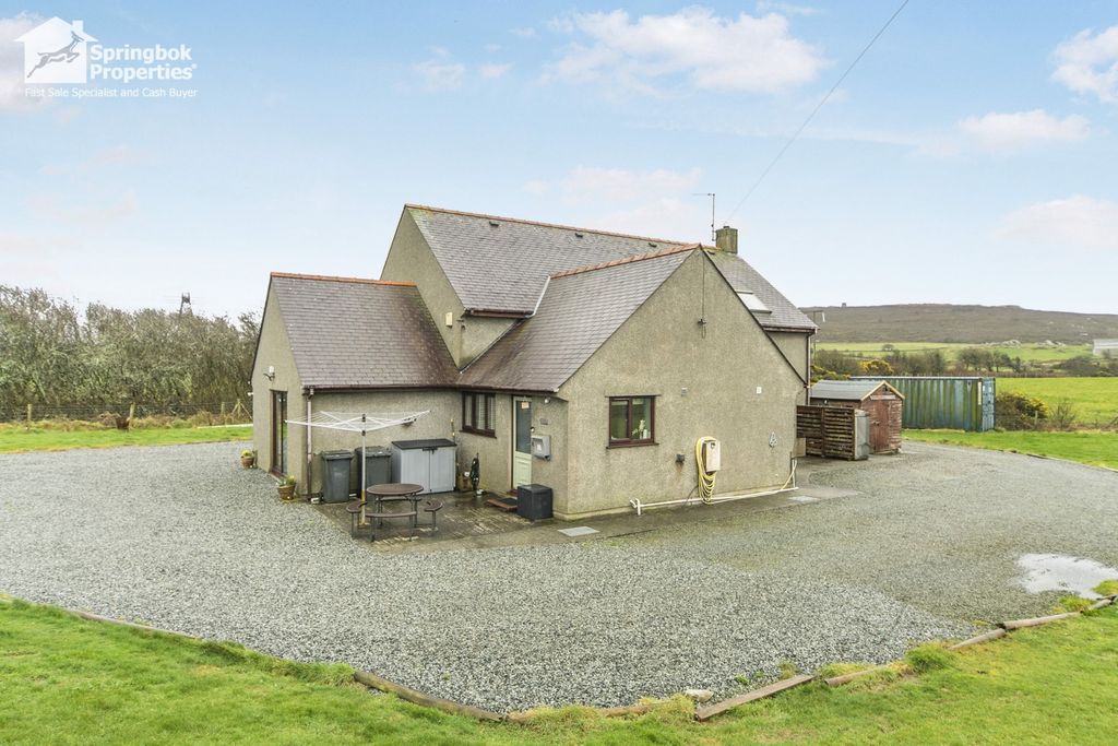 Property photo 1 of 21 Front View