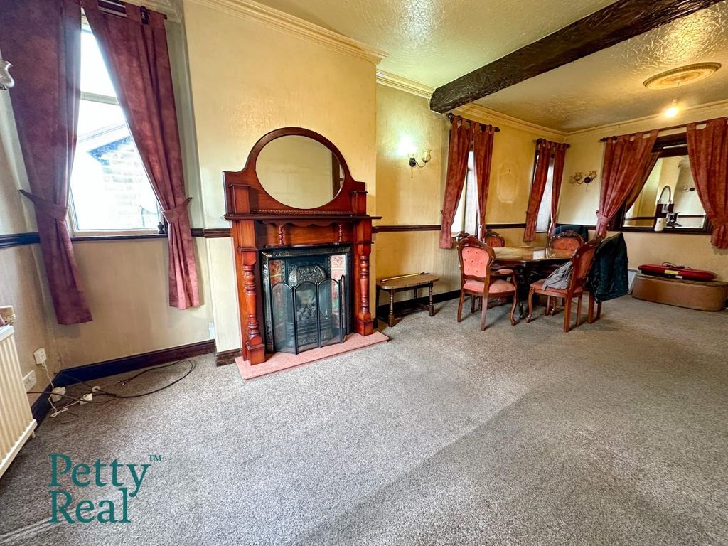 Property photo 3 of 19 63C76CD3-74B0-41D7-878F-08Ebb3CC44Aa.Jpeg