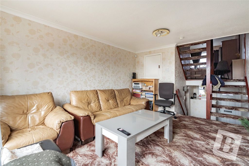 Property photo 3 of 13 Living Room