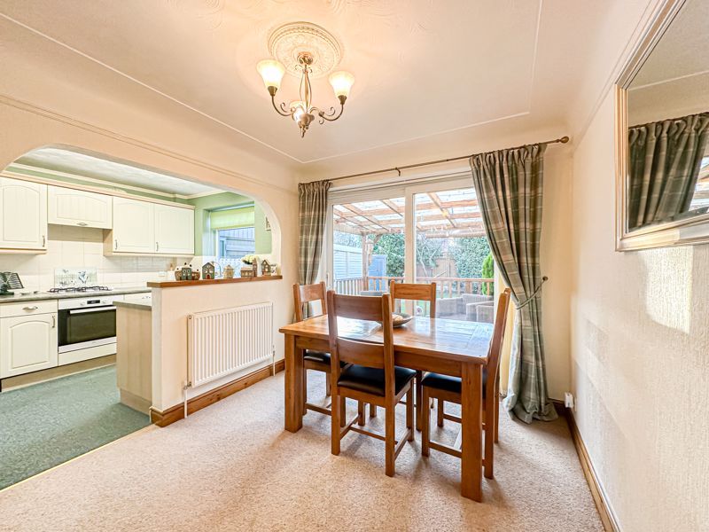 Property photo 2 of 23 Photo 9