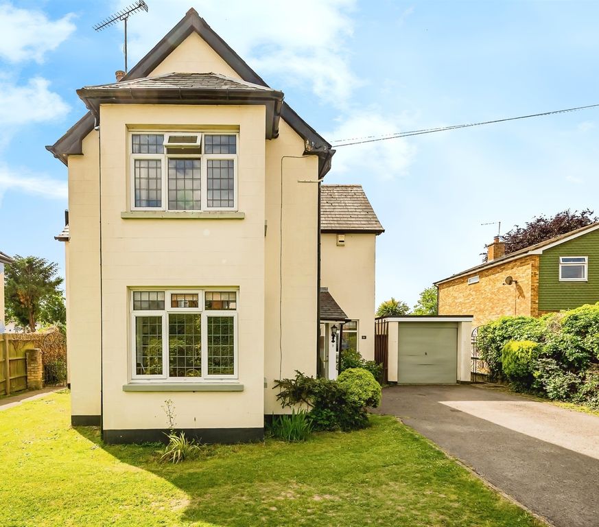 Property photo 2 of 17