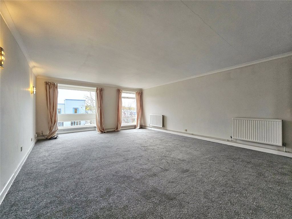 Property photo 3 of 9 Picture No. 02