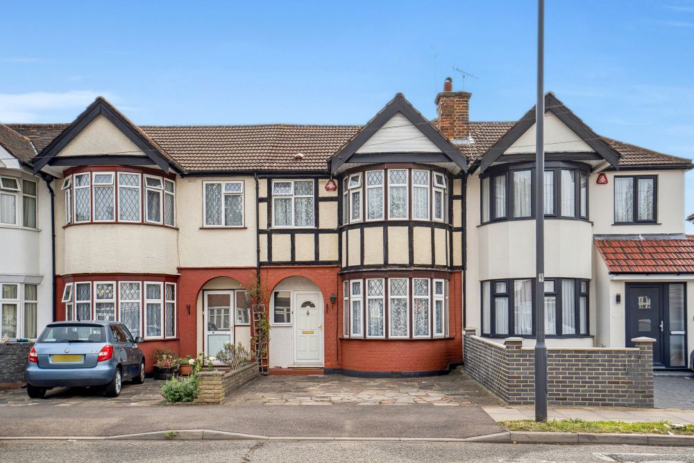 Property photo 1 of 12