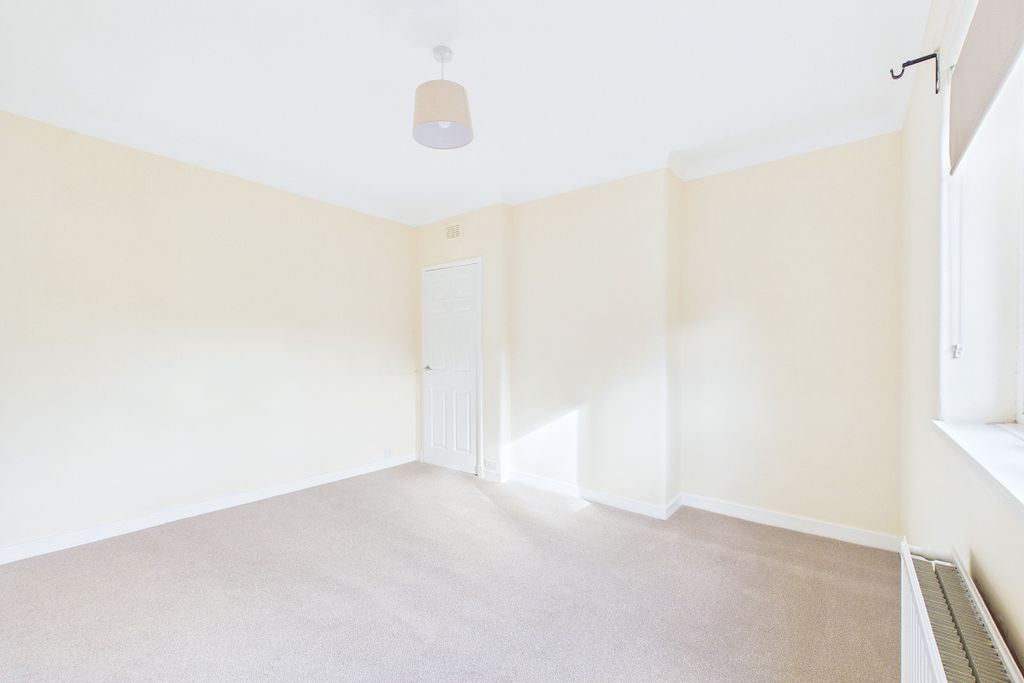 Property photo 3 of 14 Cam05526G0-Pr0205-Still002