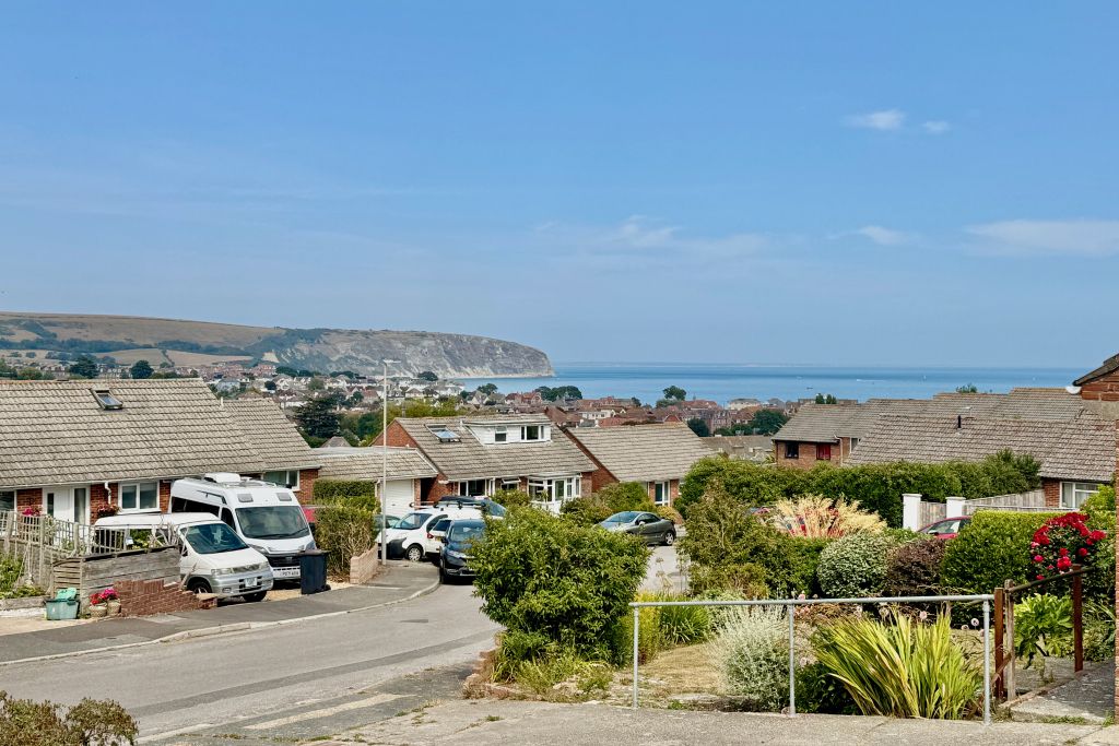 Property photo 2 of 10 Sea View