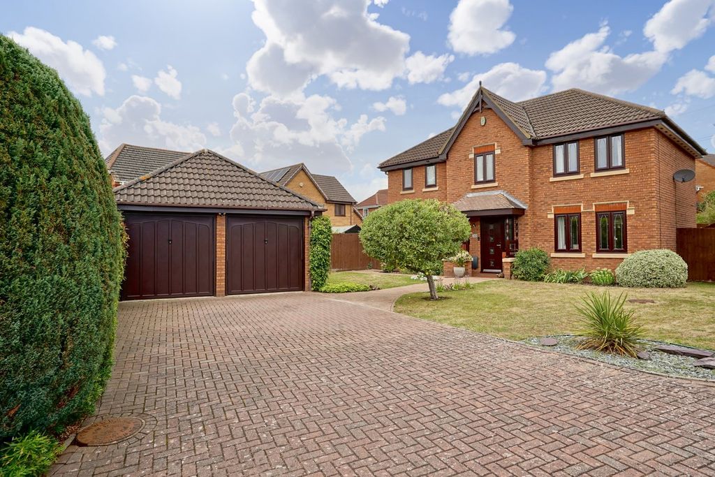 Property photo 1 of 16