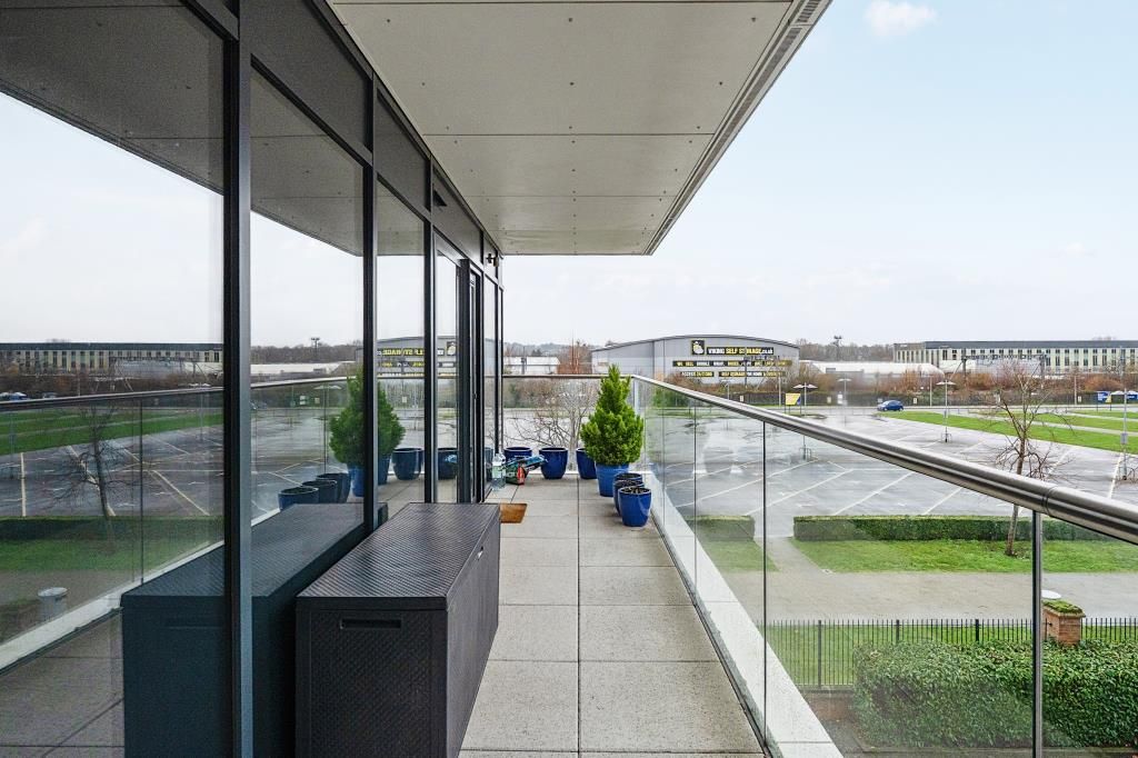 Property photo 2 of 19 Balcony