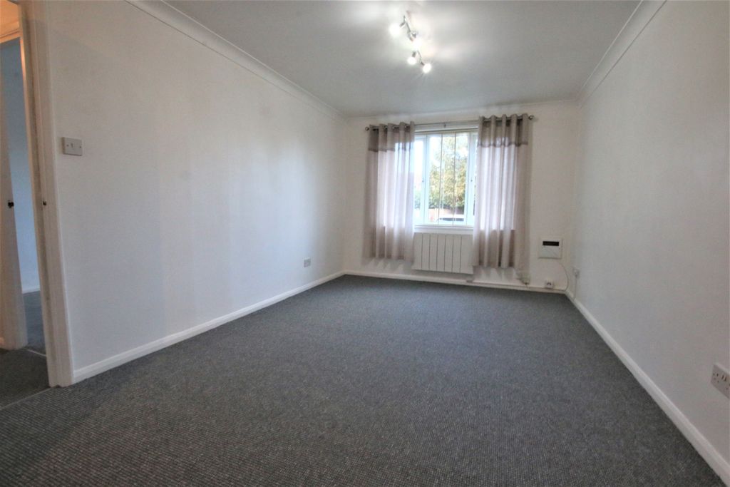 Property photo 2 of 5 Img_9053