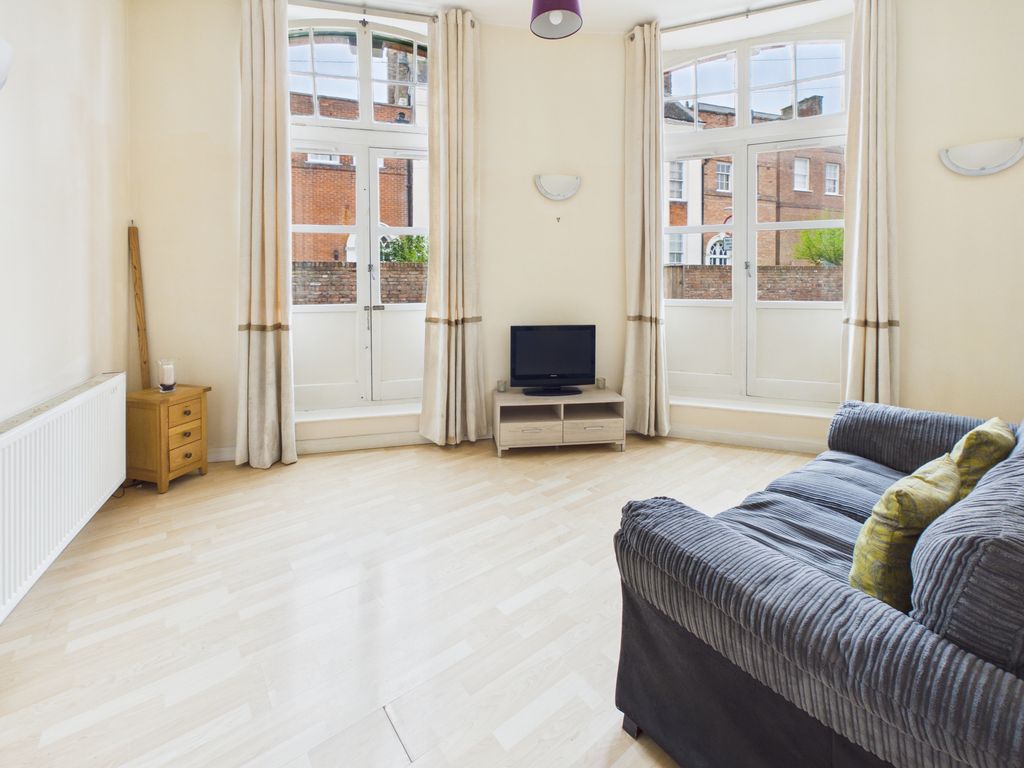 Property photo 2 of 6