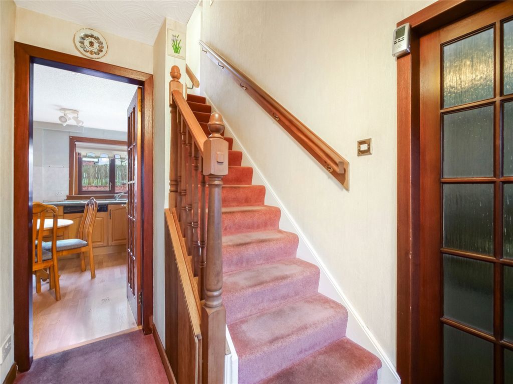 Property photo 2 of 16 Picture No. 25