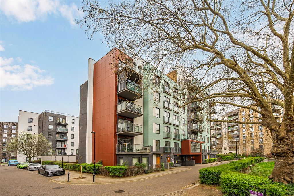 Property photo 1 of 15