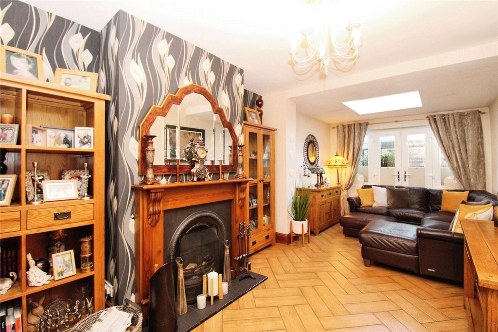 Property photo 3 of 21 Picture No. 03