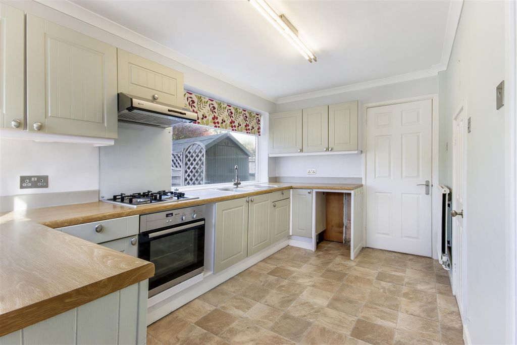 Property photo 3 of 15 62006_012.Jpg