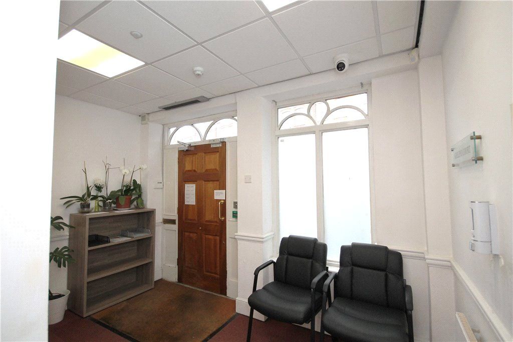 Property photo 2 of 12 Picture No. 04