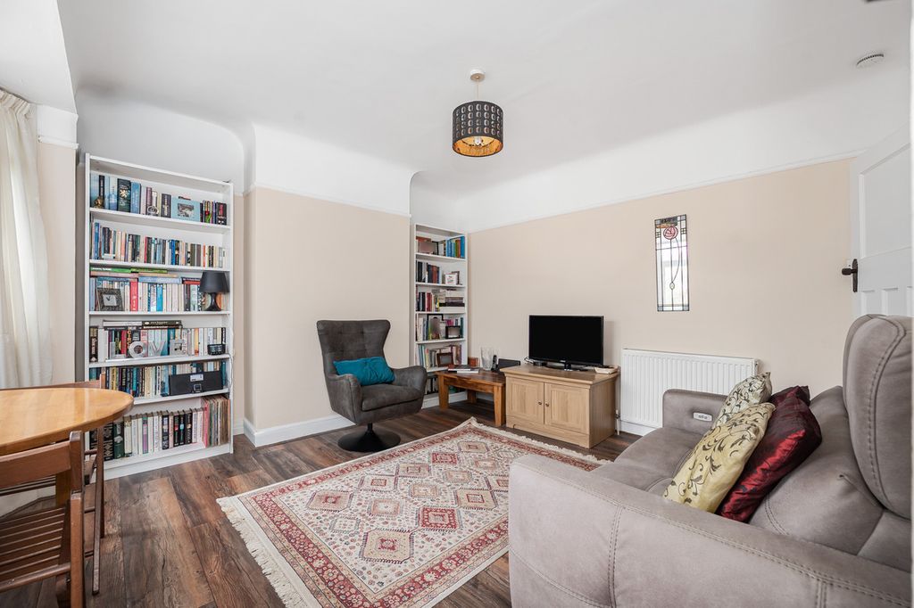 Property photo 3 of 16