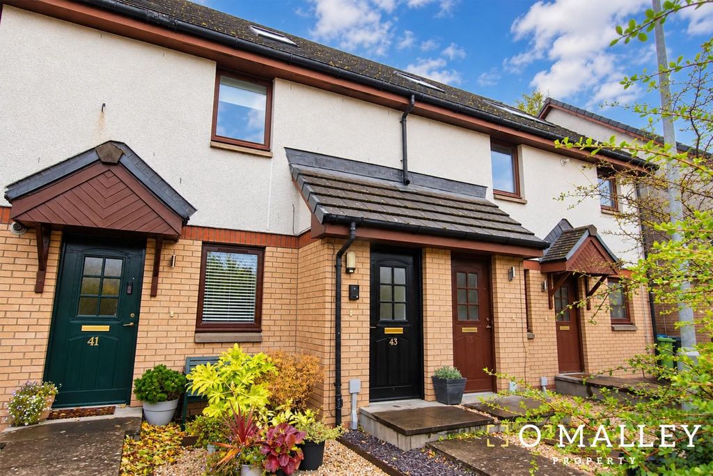 Property photo 1 of 12 External