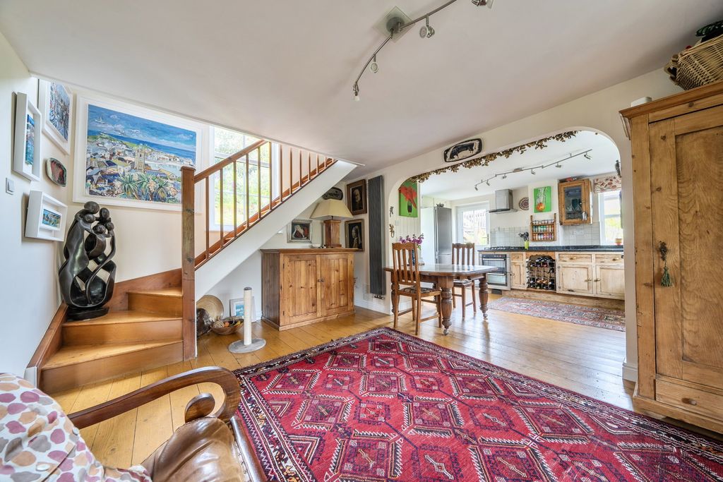 Property photo 2 of 24