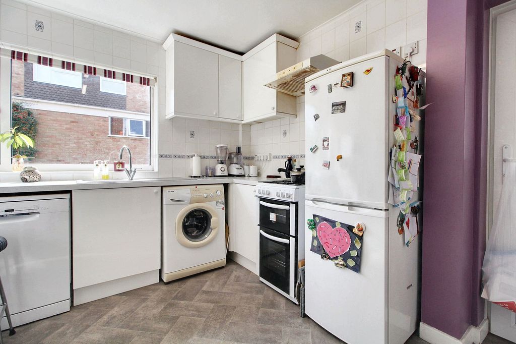 Property photo 3 of 22