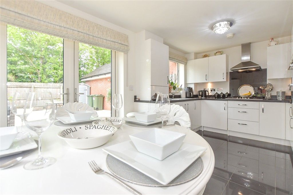 Property photo 2 of 14 Kitchen/Diner